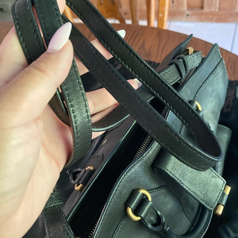 SOLD LABOR YAY SALE! Yves Saint Laurent Y Cabas Black Satchel with Gold Hardware - Picture 5 of 16
